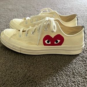 COMME DES GARÇONS PLAY